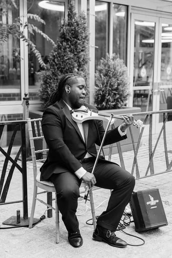 Gallery photo 8 of Marvill The Violinist