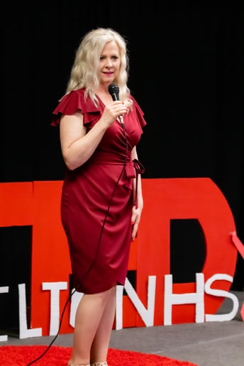 Gallery photo 3 of Mary Ottman - International Leadership Speaker