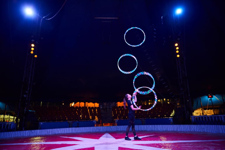 Gallery photo 3 of Maryna Hula Hoop Juggler