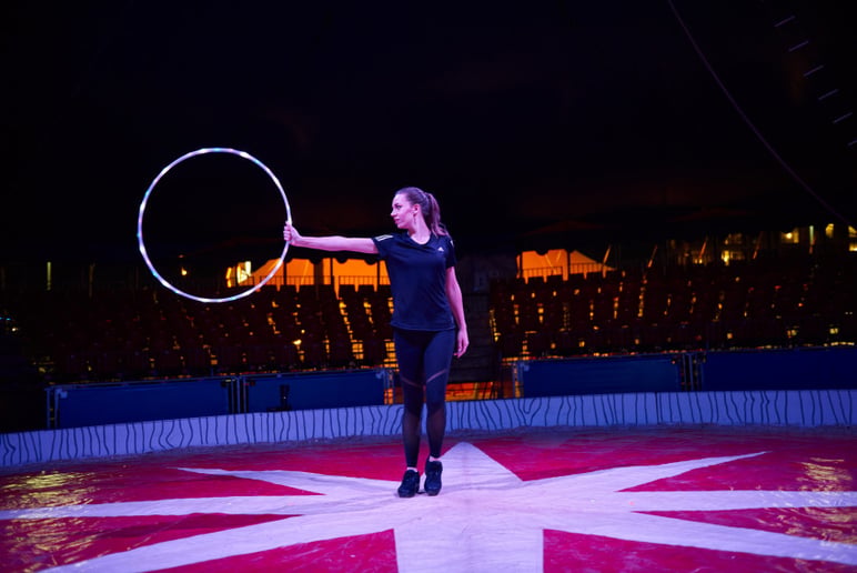 Gallery photo 6 of Maryna Hula Hoop Juggler