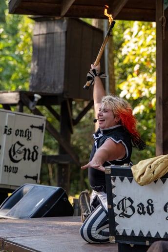 Gallery photo 5 of Marysia, Circus Artist