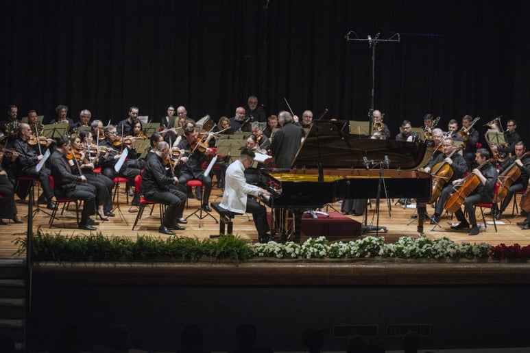 Gallery photo 4 of Matias Cuevas, Pianist