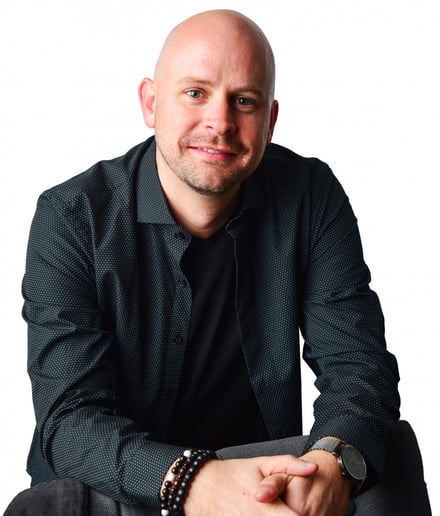 Gallery photo 2 of Matt Adams Magic
