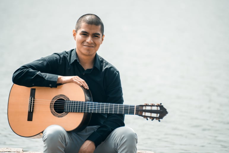 Gallery photo 1 of Matt Kaplan - Classical Guitar