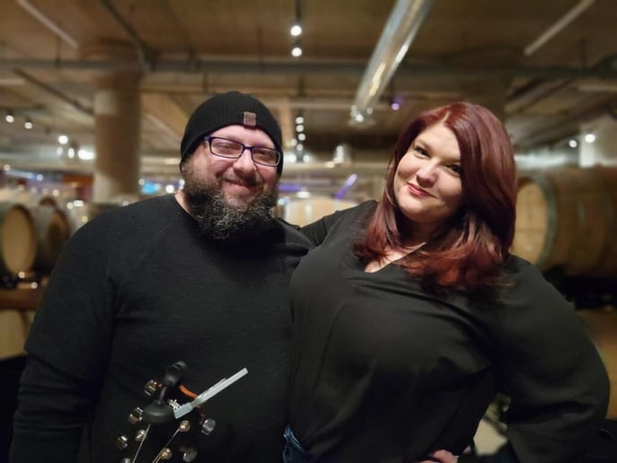 Gallery photo 1 of Matt & Laurel | Acoustic Duo