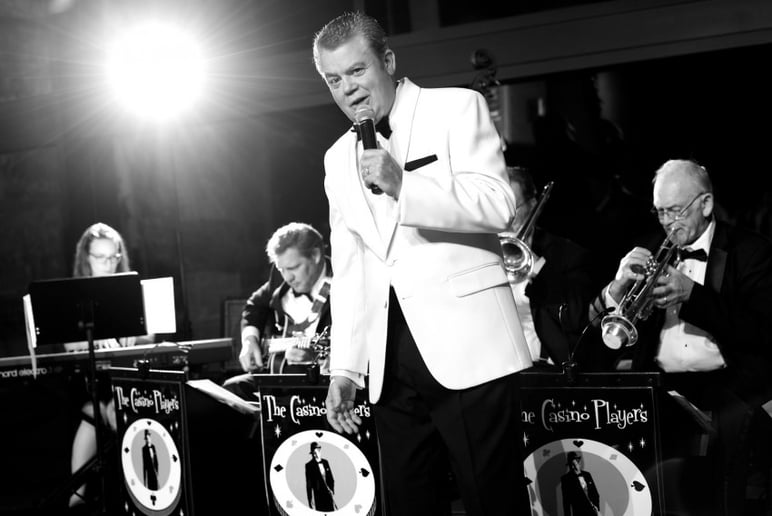 Gallery photo 10 of Matt Snow, "The Cincinnati Sinatra"
