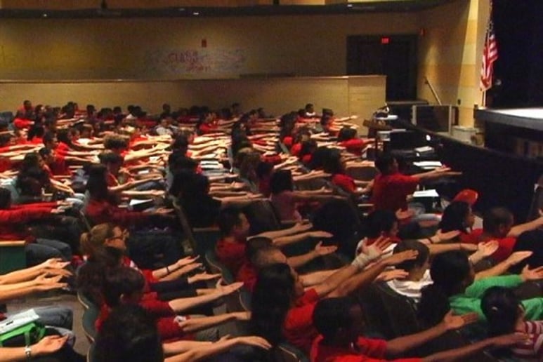 Gallery photo 8 of Matt Davis Hypnosis Show