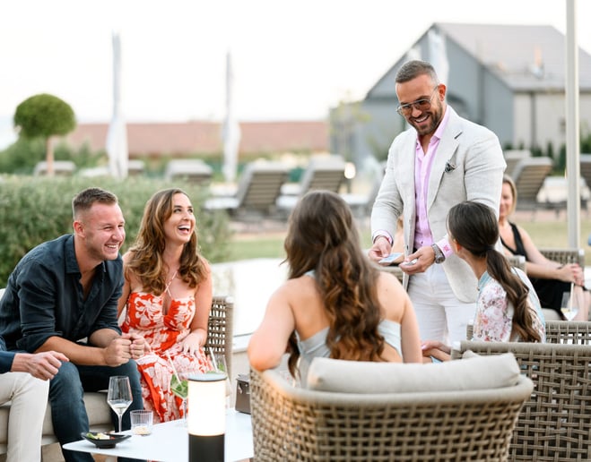 Gallery photo 10 of Matteo Cammisa | Luxury Magician & Mentalist