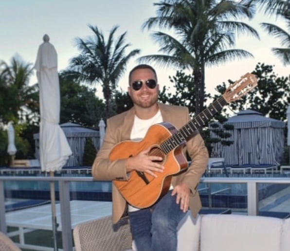 Gallery photo 10 of Matteo DeSanti