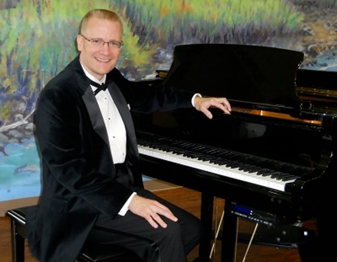Gallery photo 1 of Matthew Casey, Swing Era Pianist/Crooner