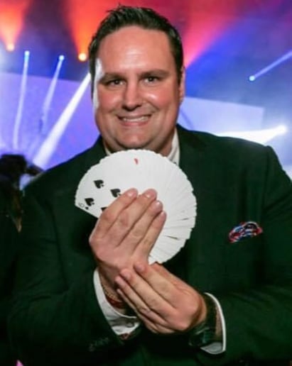 Gallery photo 3 of Matthew D Welsby - Magician