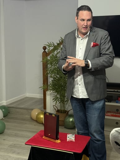 Gallery photo 17 of Matthew D Welsby - Magician