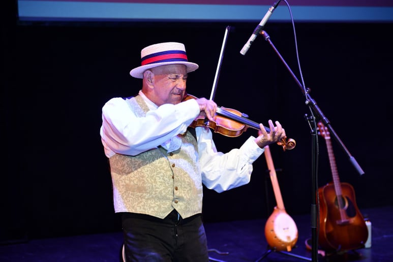 Gallery photo 5 of Matthew Sabatella and the Rambling String Band