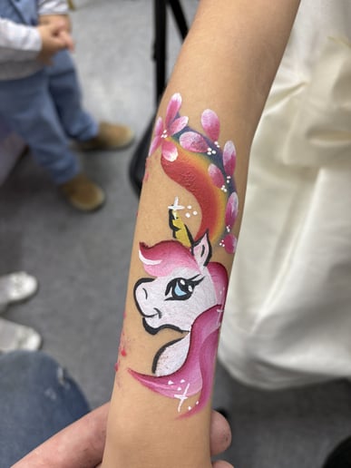 Gallery photo 19 of Matt’s Balloons & Body Art