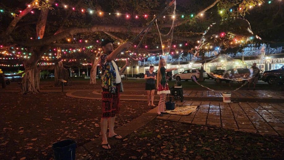 Gallery photo 8 of Maui Bubbles "Good Clean Fun"