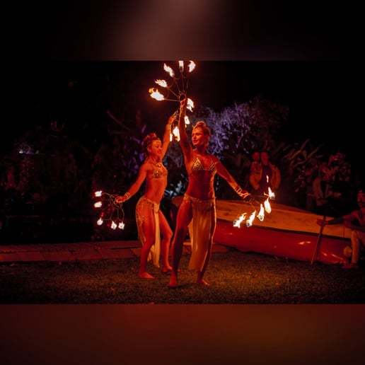 Gallery photo 2 of Maui Hoop Girl