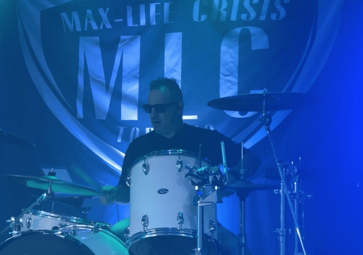 Gallery photo 3 of Max-Life Crisis