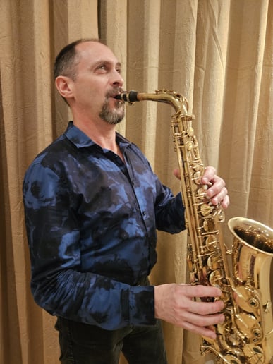 Gallery photo 1 of Max de Sax