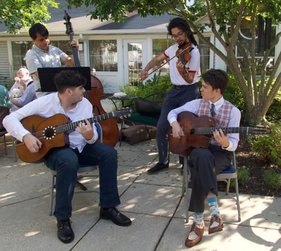 Gallery photo 3 of Maximilian Music