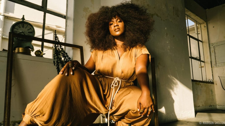 Gallery photo 4 of Maya Simone