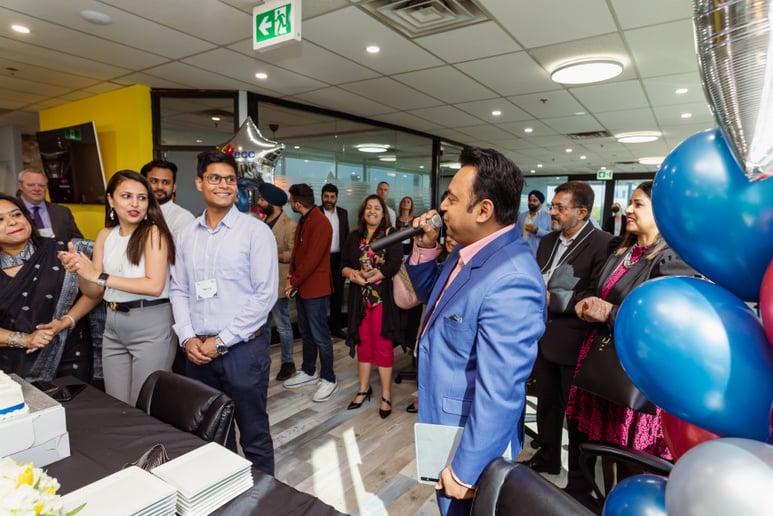 Gallery photo 1 of MC Pritam