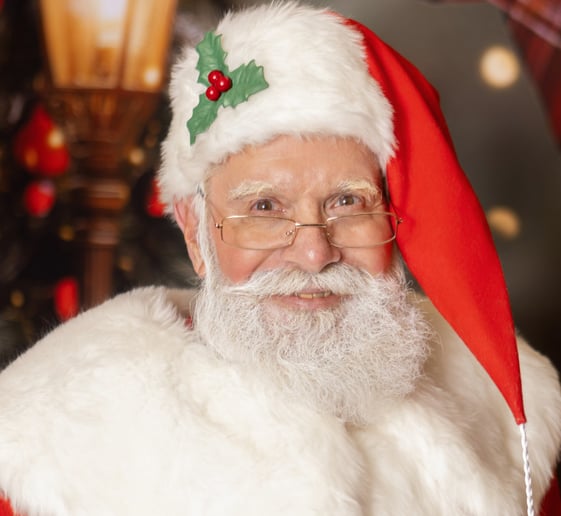 Gallery photo 6 of MC Santa