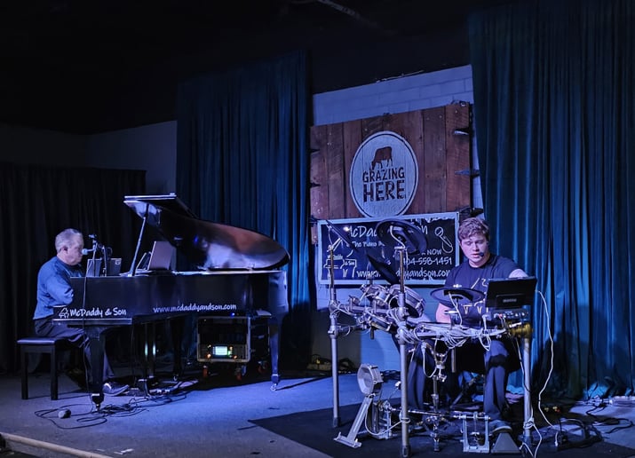 Gallery photo 2 of McDaddy & Son - The Piano Man Experience