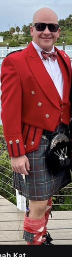 Gallery photo 1 of McGillicuddy Bagpiping