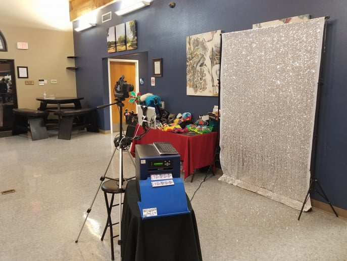 Gallery photo 2 of MDJ Take A Pic Photo Booth 