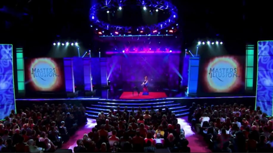 Gallery photo 10 of Meadow Perry | Magician | Bubble Artist