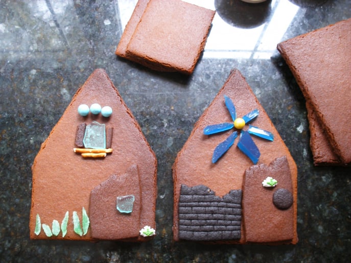 Gallery photo 3 of Gingerbread Amy