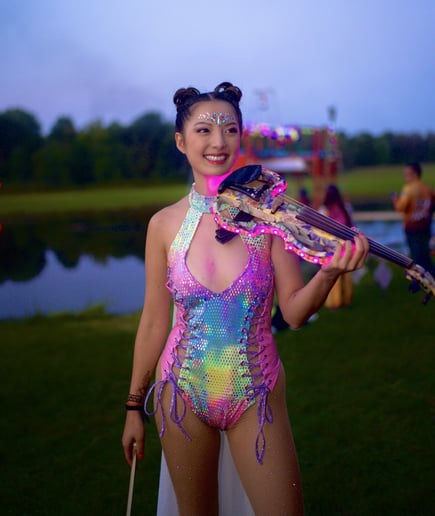 Gallery photo 2 of Megan Li Electric Violinist