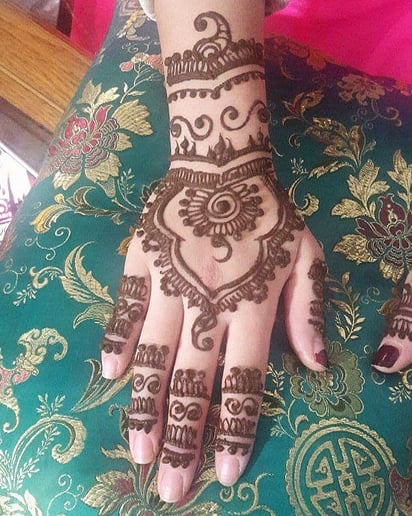 Gallery photo 2 of Mehndi It