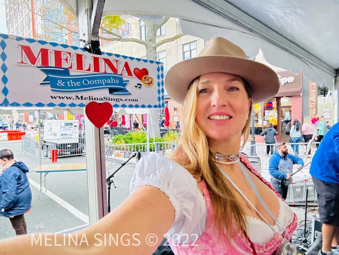 Gallery photo 1 of MELINA & the Oompahs
