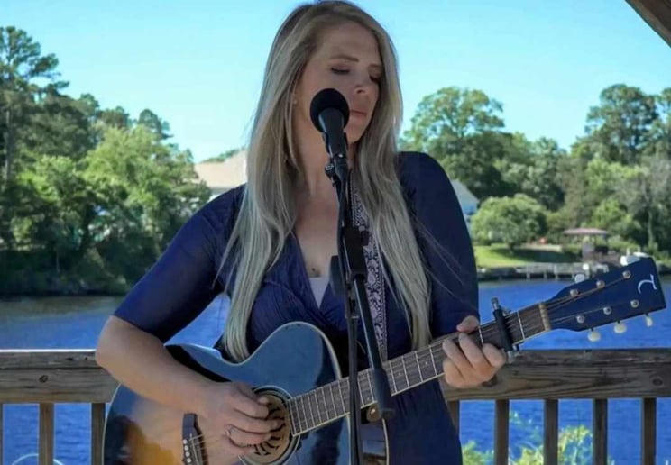 Gallery photo 6 of Melissa Joiner