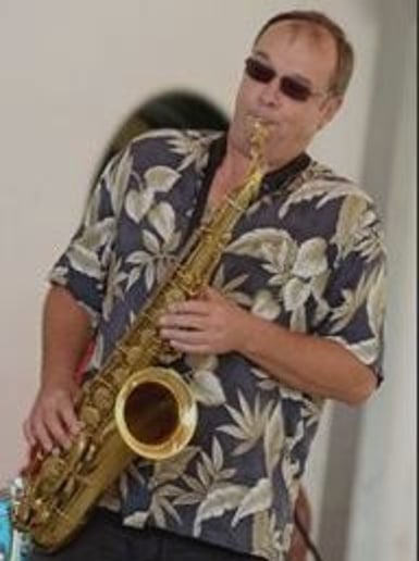 Gallery photo 1 of Chris Robinson Saxophonist