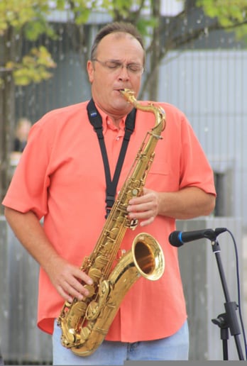 Gallery photo 5 of Chris Robinson Saxophonist