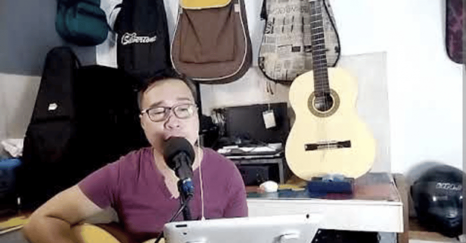 Gallery photo 4 of Mel’s Acoustic