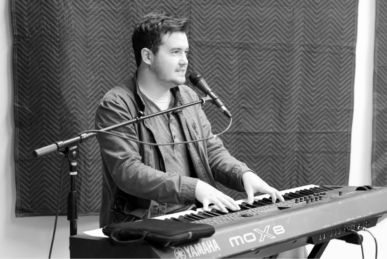 Gallery photo 3 of Levi Maliwauki Music