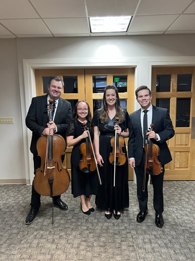 Gallery photo 2 of Meneses Strings