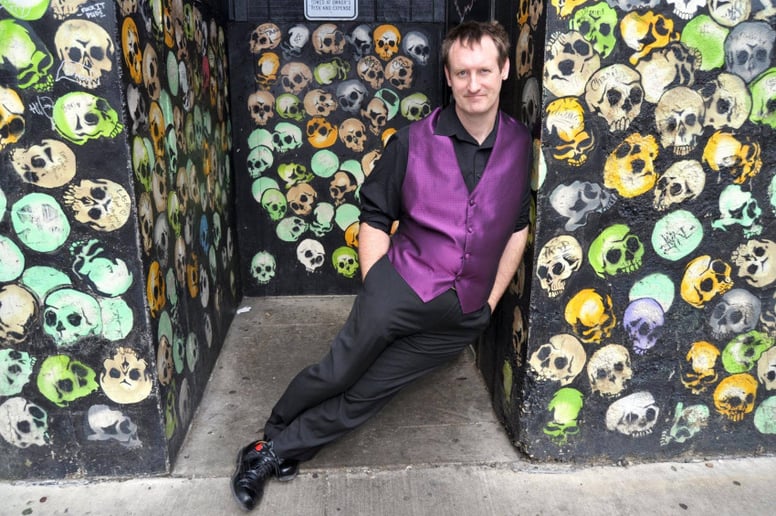 Gallery photo 3 of Mentalist Greg Raven
