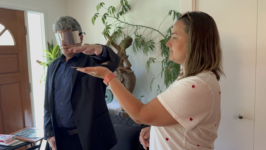 Gallery photo 6 of Mentalist/Magician Rick Silver
