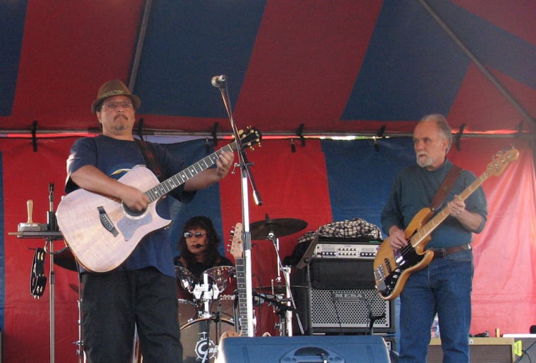 Gallery photo 3 of mercyROAD Music