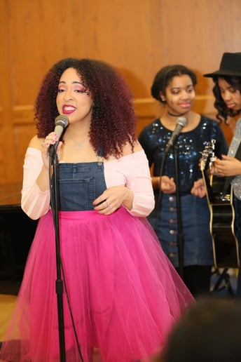 Gallery photo 4 of Merieta Bayati