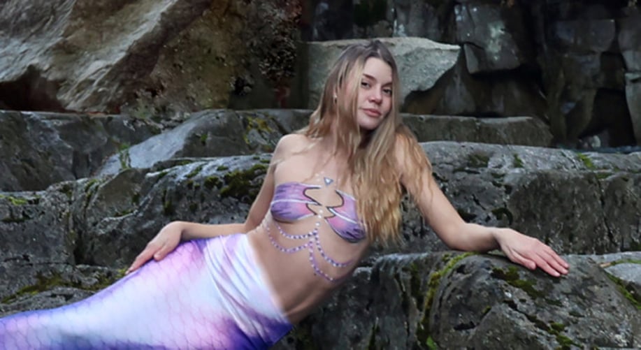 Gallery photo 2 of Mermaid Elizabeth