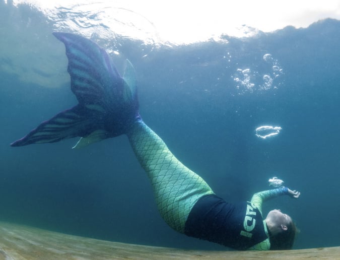 Gallery photo 6 of Mermaid Maire
