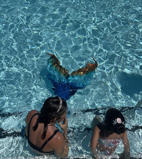 Gallery photo 6 of Mermaid performance