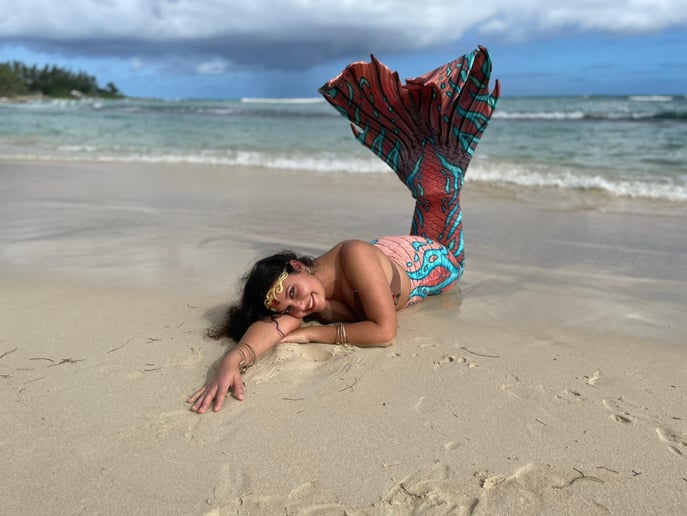 Gallery photo 7 of Mermaid Sabrina