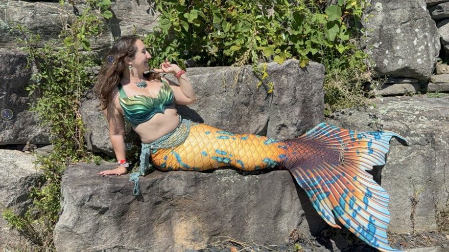 Gallery photo 1 of Mermaid Tali