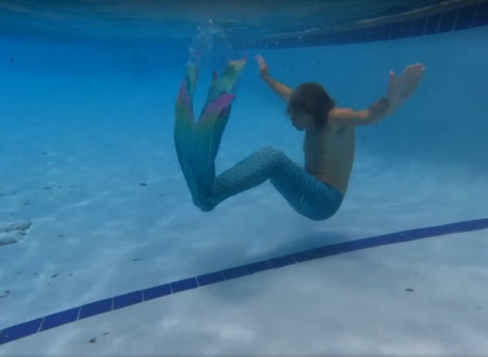 Gallery photo 6 of Merman Keith